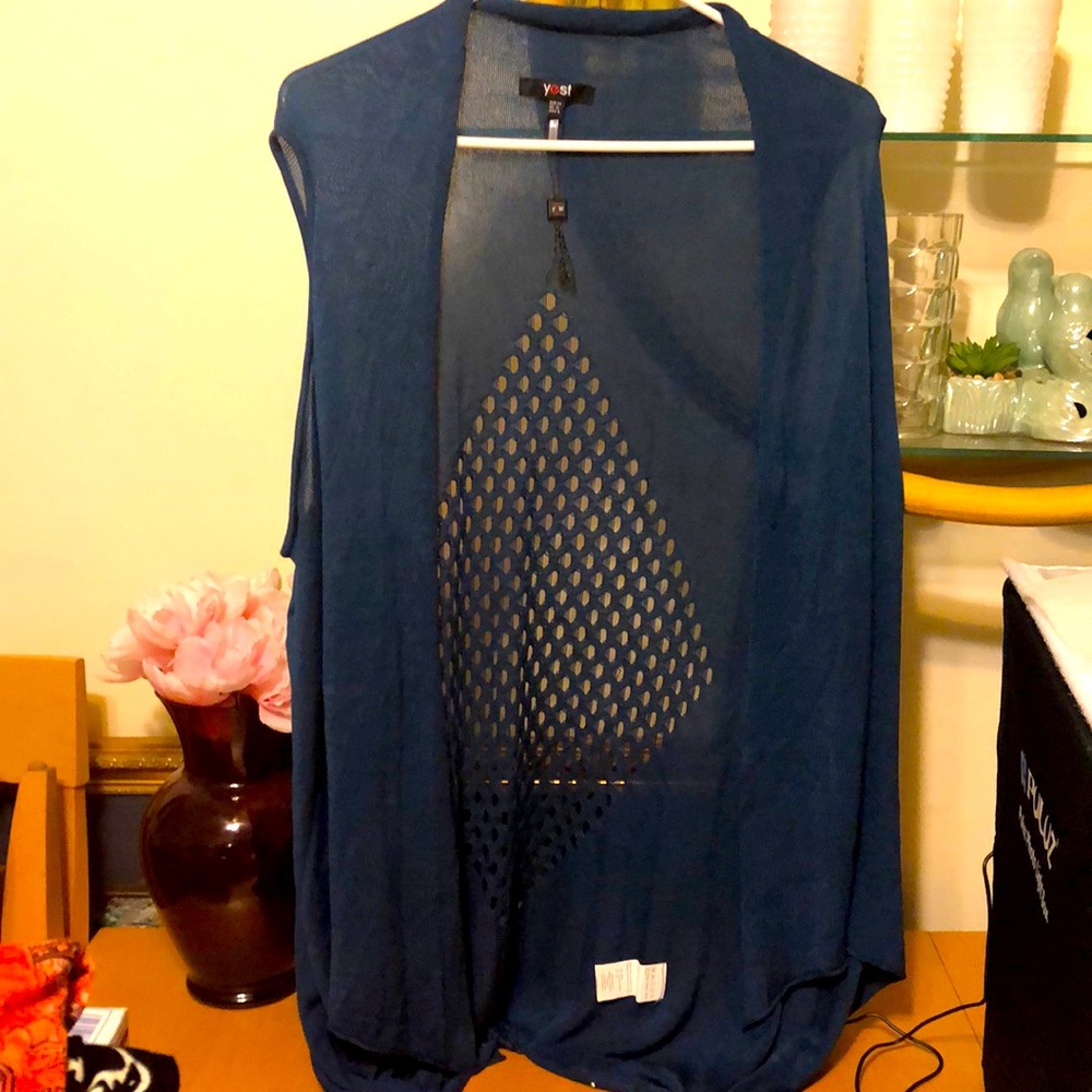 Yest Women’s Sweater Vest